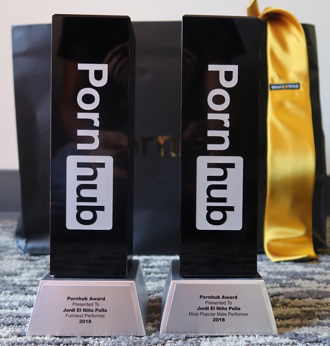 Many thanks to @Pornhub and @Brazzers for last night at the Pornhub Awards!! It was fucking amazing 🎉<a class="tags" href="/tag/pornhub">@pornhub</a><a class="tags" href="/tag/brazzers">@brazzers</a><a href="/tag/brazzers4life"class="tags"><span>#brazzers4life</span></a>