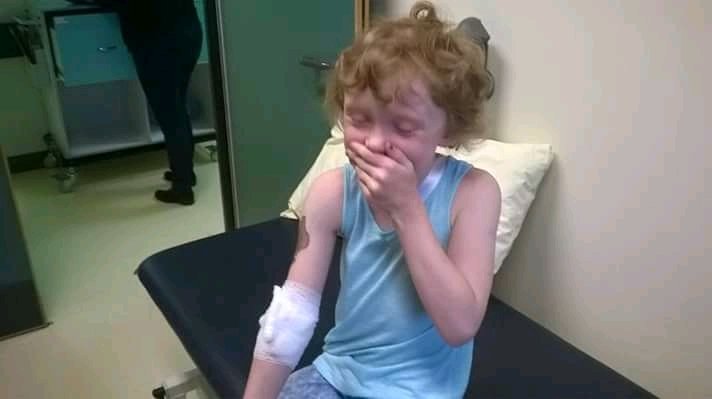 RoarForJess's tweet image. @RoarForJess Will be taking a short break from Twitter.  Today we lost our beautiful princess and our hearts are broken.  Thank you all for your heartfelt messages.  Just remember Jess saying 'Don't be sad it's a waste of a day'. #keeproaring