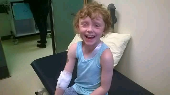 RoarForJess's tweet image. @RoarForJess Will be taking a short break from Twitter.  Today we lost our beautiful princess and our hearts are broken.  Thank you all for your heartfelt messages.  Just remember Jess saying 'Don't be sad it's a waste of a day'. #keeproaring