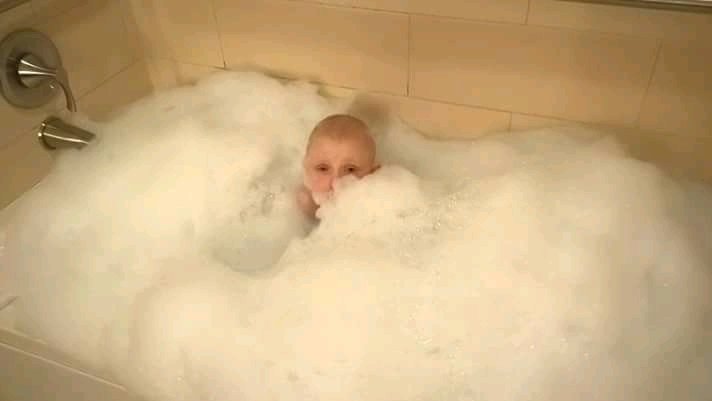 RoarForJess's tweet image. @RoarForJess Will be taking a short break from Twitter.  Today we lost our beautiful princess and our hearts are broken.  Thank you all for your heartfelt messages.  Just remember Jess saying 'Don't be sad it's a waste of a day'. #keeproaring