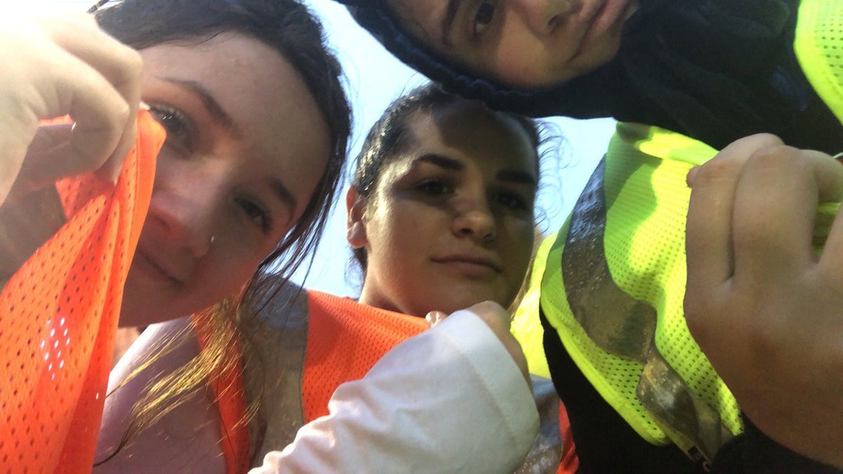 mads_schroeder3's tweet photo. @ghs_safe repping the merchπ§ #safeclub #seatbeltsareforeveryone https://t.co/rPOe96xbWf