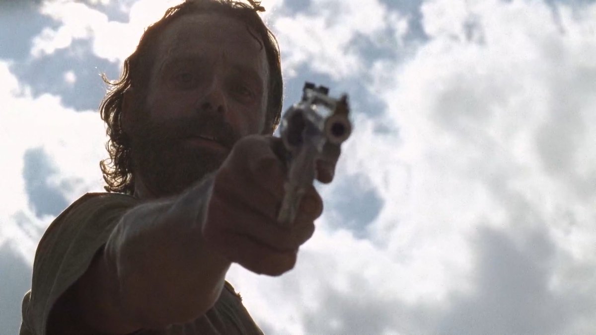 widowrhee's tweet photo. vote for andrew lincoln from the walking dead by retweeting this post || #andrewlincoln #thedramatvstar #pcas https://t.co/UzEYMNAgq0