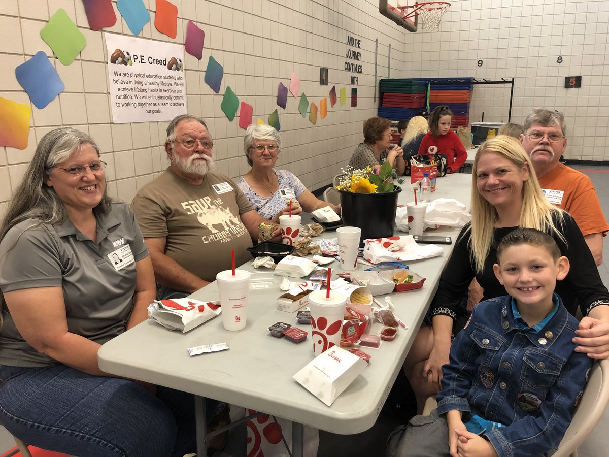 TISDTES's tweet photo. A fun filled Grandparents’ day! https://t.co/WfqrA3NdEX