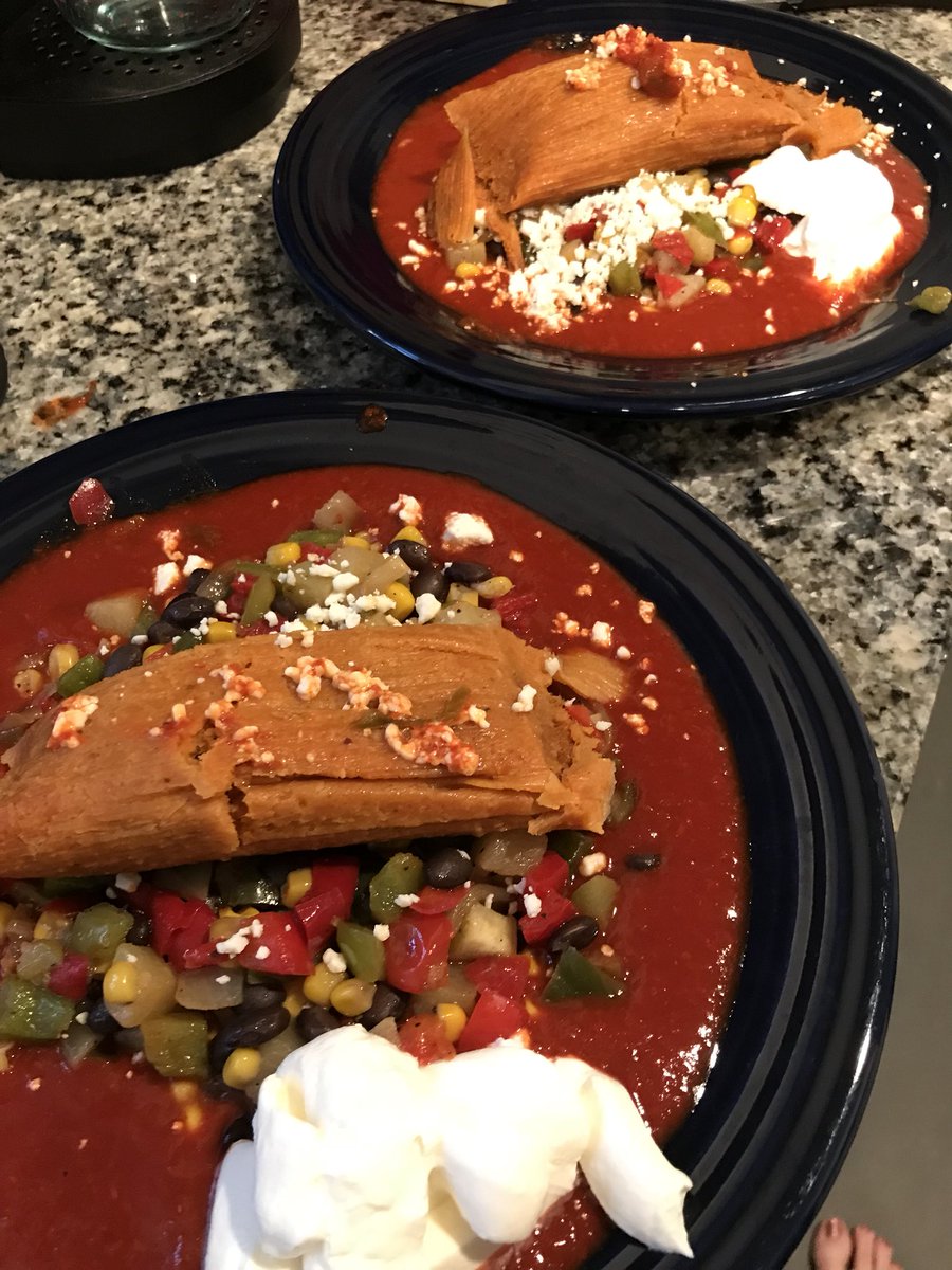 mcgillisle's tweet photo. Salsa Roja Pork Tamales for the win. Thanks @gobbleinc for another easy meal. Still talking about last nights shrimp 🍤 and grits! #gobbleinc https://t.co/kBNdUzHcAH