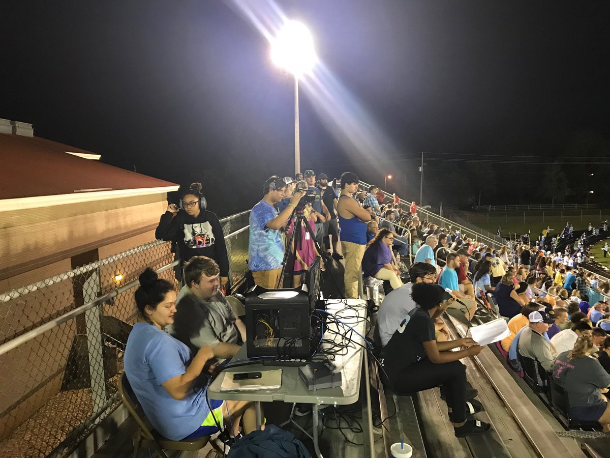 daily_viking's tweet photo. Viking Daily covering the MGM football game https://t.co/jjPa26cxLu