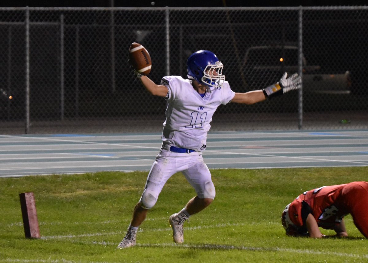 7:48 Q2: touchdown pass to Kobe Weimert makes it 14-7 JWP. (cc: <a href="/WCNSports/">WCN Sports</a>)