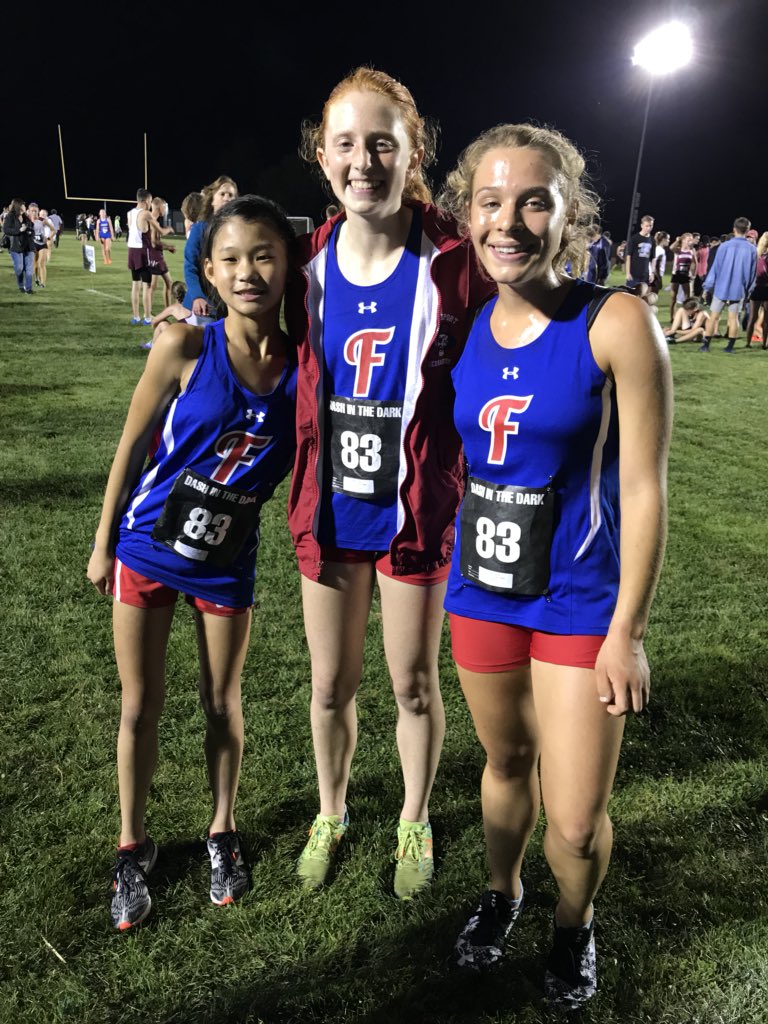 Fairport XC ladies taking third in the Dash in the Dark invitational gold race! <a href="/FCSDSports/">Fairport Athletics</a> <a href="/WeAreFairport/">Fairport Red Zone</a>