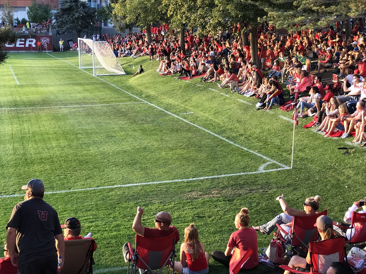 dfduel's tweet photo. It’s a packed crowd at Utah as the Deseret First Duel Rivalry Women’s Soccer match gets under way. It’s 0-0 at 28 minutes. #dfduel @UtahWSoccer @byusoccer_w https://t.co/zYWXf88QKB