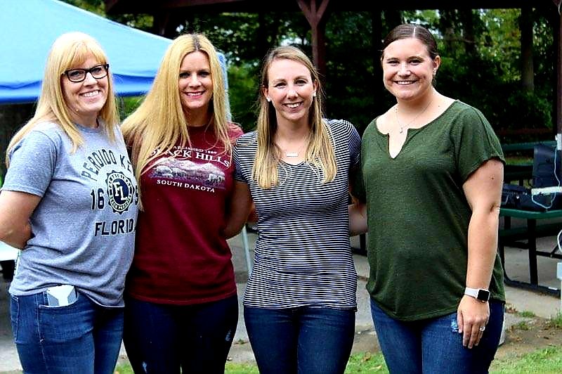 cityofmorehead's tweet image. Today we recognized the City's most valuable asset, our employees, at our Annual City Employees Appreciation Cookout. We are SO blessed to have such dedicated folks working hard every day to make our city the best, cleanest, safest and most welcoming it can be! #TEAMMOREHEAD