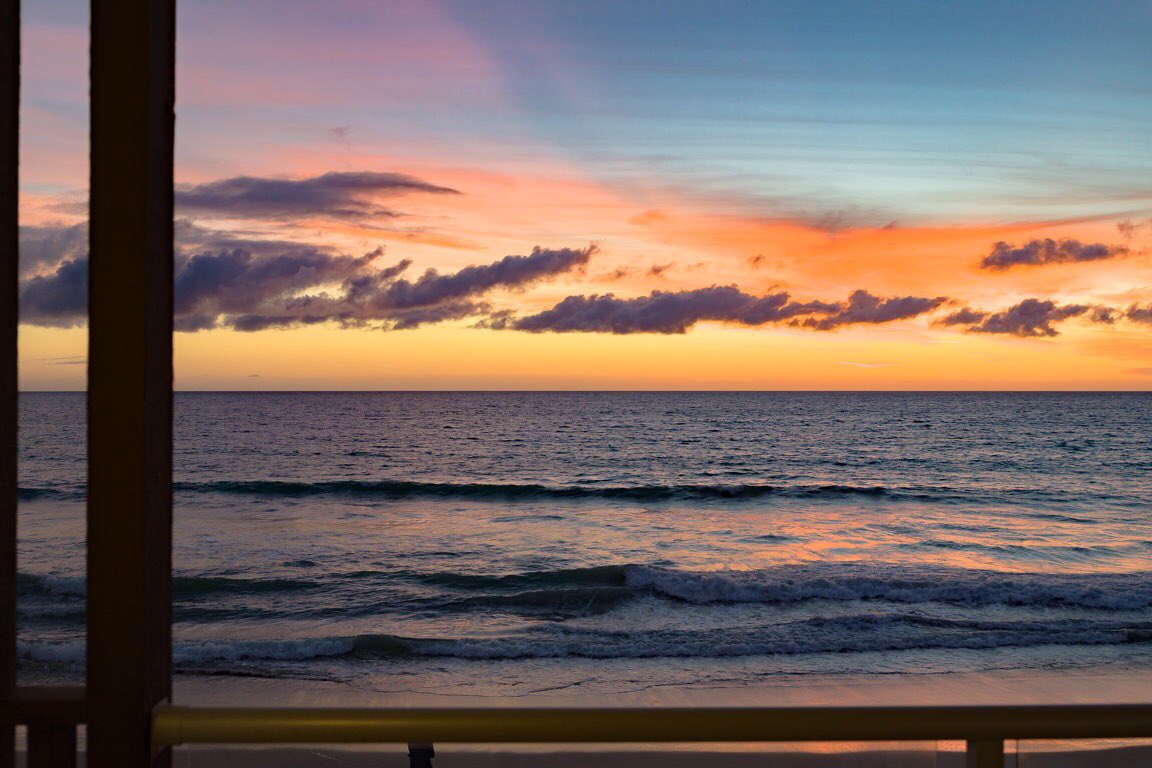BeachTerraceInn's tweet photo. Sunset rituals. #getslow #peaceofmind https://t.co/JmP5HOgPZz