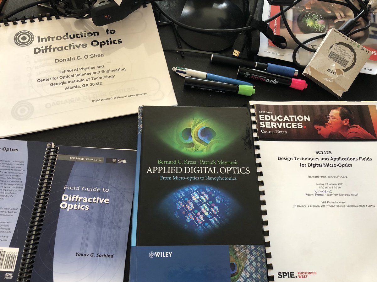 ZiqiPeng's tweet image. Sometimes you just need to be educated faster #diffractive