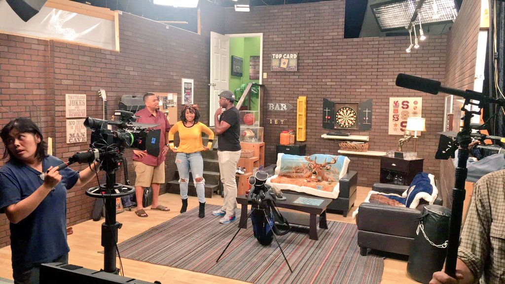 CharlesAllen79's tweet photo. WHEN U WORKING BUT UR SUPPOSED TO BE AT WORK.๐ฅ๐ท๐๐ฌ
.
#SetLife
.
#filmmakers
.
#FamilyTime
.
#BentOuttaShape
.
#writerslife
.
#Workaholic
.
#Jamaican
.
#American
.
#actorslife
.
#Director
.
#Artist
.
#Photography
.
#Follow
.
#CardiB
.
#Shakira
.
#RandomBSHashTags https://t.co/gkTMYlz9M8