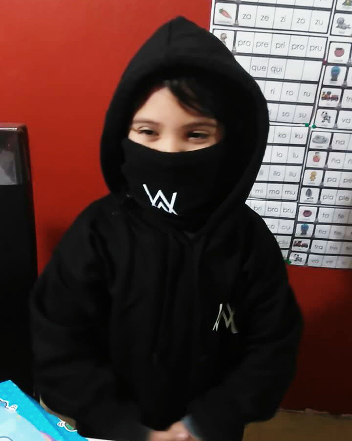 A mini fan of today on his birthday, Happy Birthday Alizee 