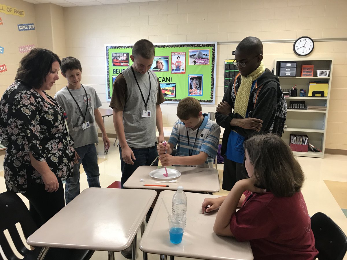 PHSOCP's tweet photo. Thank you @dmcrumpton for visiting our class this week and teaching us about exploring careers through virtual job shadowing. https://t.co/98xqtqo1c0