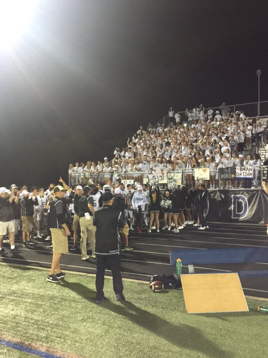 RAHS_Raiders's tweet photo. Raider football 🏈 with a 27-7 Win over Woodbury! Nice job boys! Thank you @rahsstudentsect for showing up tonight! #RosevilleRaiders #WinTheDay https://t.co/1oX8s8SAx4