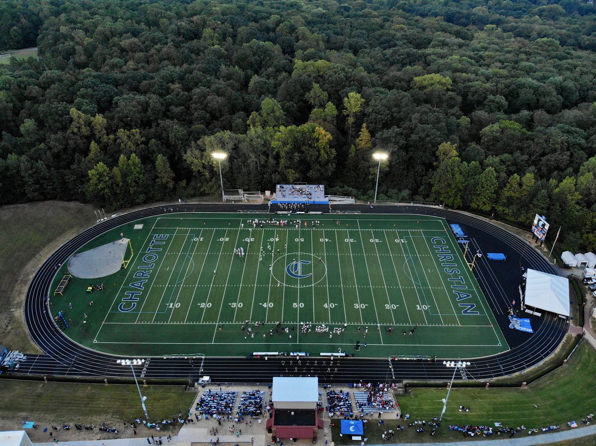 RhettDavis76's tweet photo. Knights win 44-7! @CharChristAD #mavicair #fridaynightlights https://t.co/4N8fBi6bRd