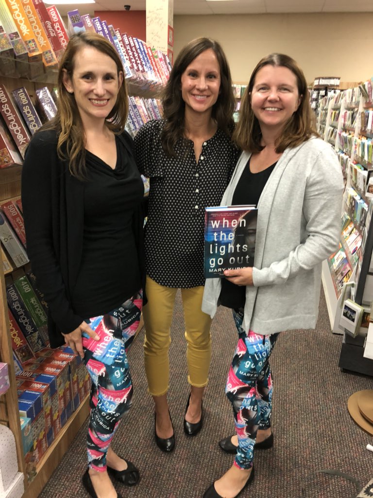AndersonsBkshp's tweet photo. We canβt get over the pants on these #superfans at our @MaryKubica event tonight π #SeenInOurStore #independentbookstore https://t.co/KASOhCouuj