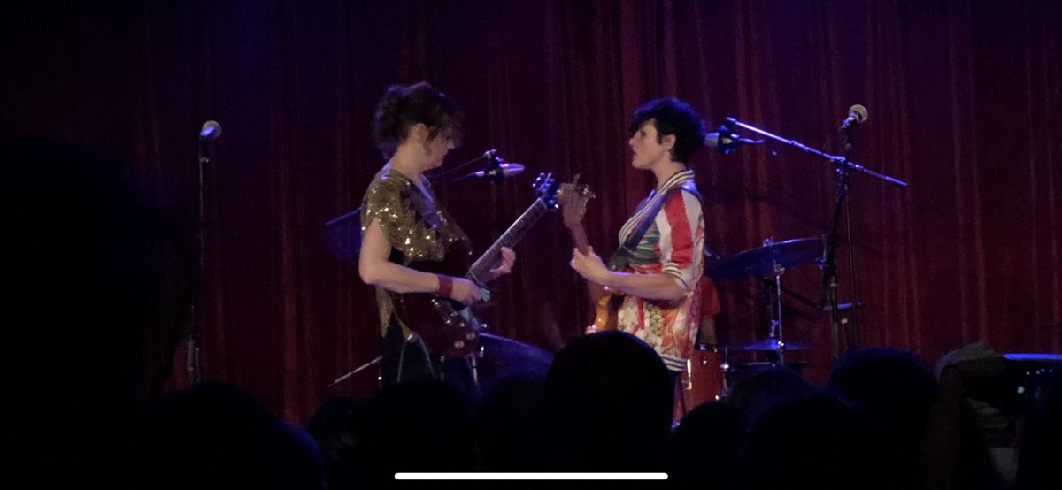 newpulpcity's tweet photo. @exhexband plays an electric set at @BellHouseNY https://t.co/omFevgTJAs