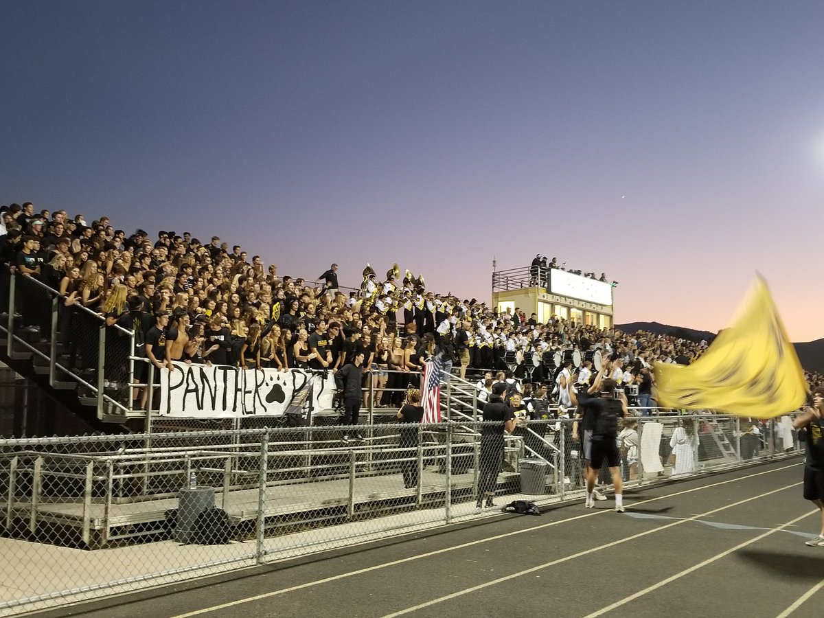 NewburyParkHS's tweet image. @NPpantherpit is bringing their "A" game tonight in support of @NPPanthersONE 

@NewburyParkHS