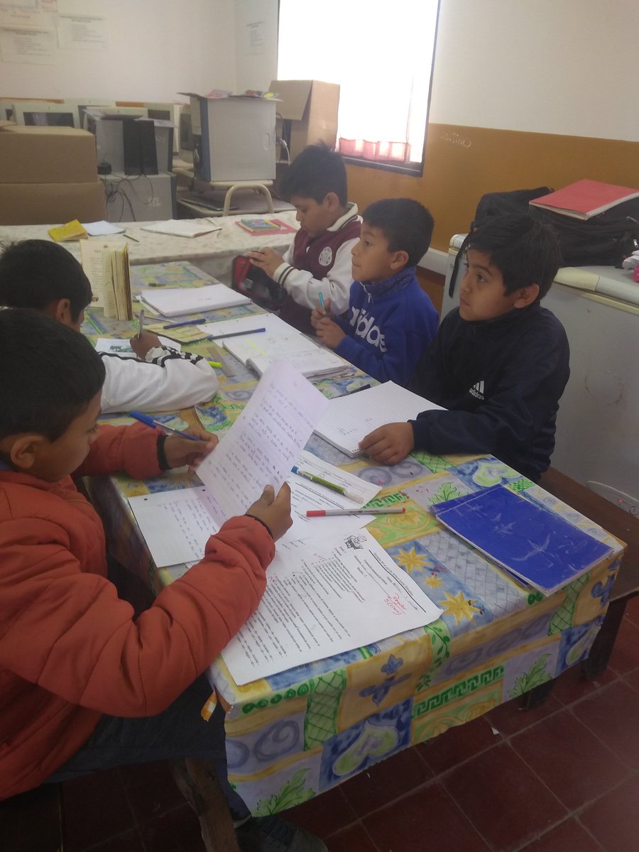luisyap18's tweet photo. #MareaAzulCAI Escuela N° 4.107 San Carlos CAI N° 31 Compartiendo sonrisa 
#pequeñosperiodistas https://t.co/E225lZMchF