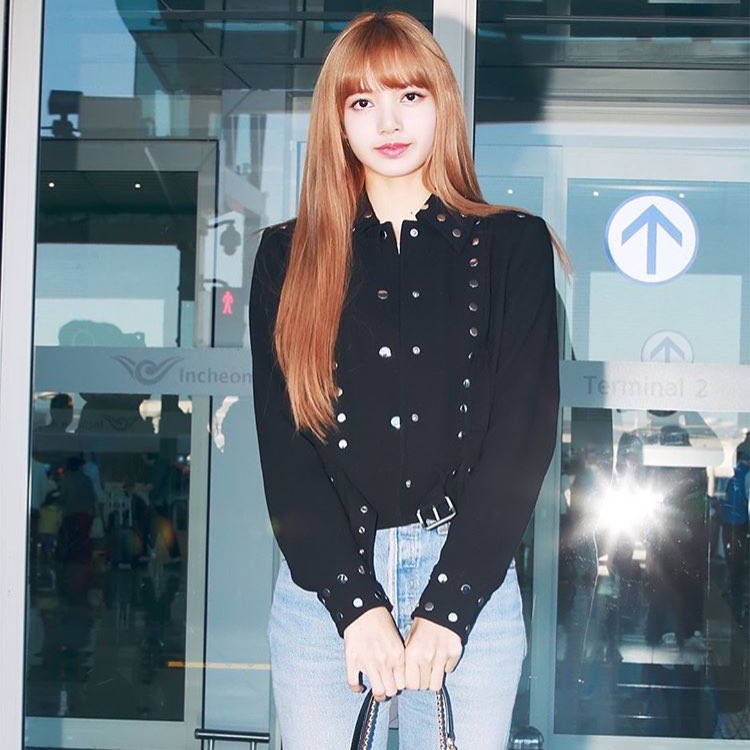 лалиса манобан стиль аэропорт. лалиса манобан стиль. Style lisa. Blackpink lisa аэропорт стиль. лалиса манобан стиль.
