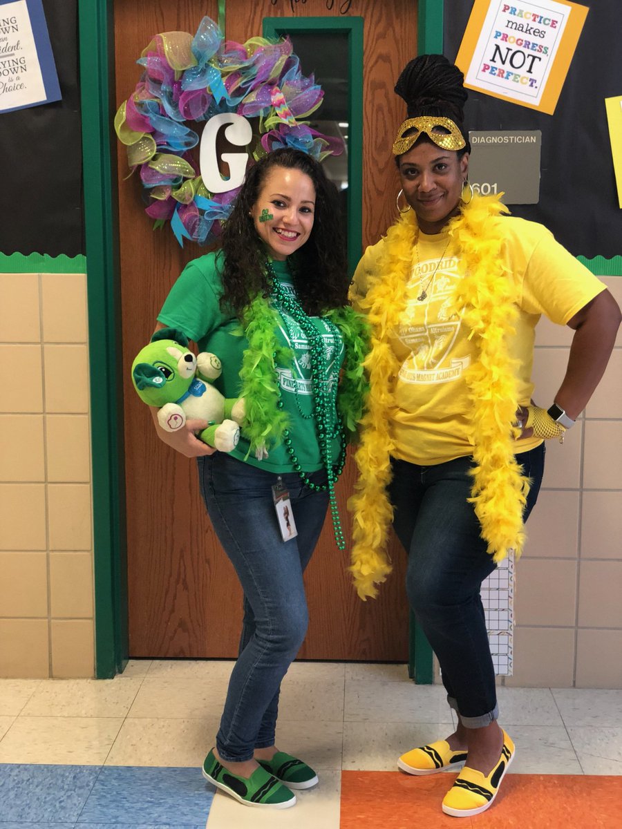 MsPteachME's tweet photo. #teamISIBINDI and #teamOHANA UNITE!!! 💚💛💪 This lady @ThisGuyCanTeach convinced me to make a big last minute change!!! I absolutely regret NOTHING!!! #ILOVEMYSCHOOL #WFAMA https://t.co/FuEP0vS1wJ