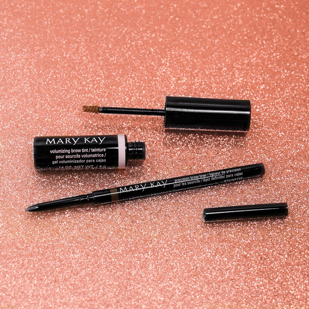 LoriLovesMakeUp's tweet image. Sometimes you just need the right tools!  #WhatsInYourToolBox #brows  #wowbrows