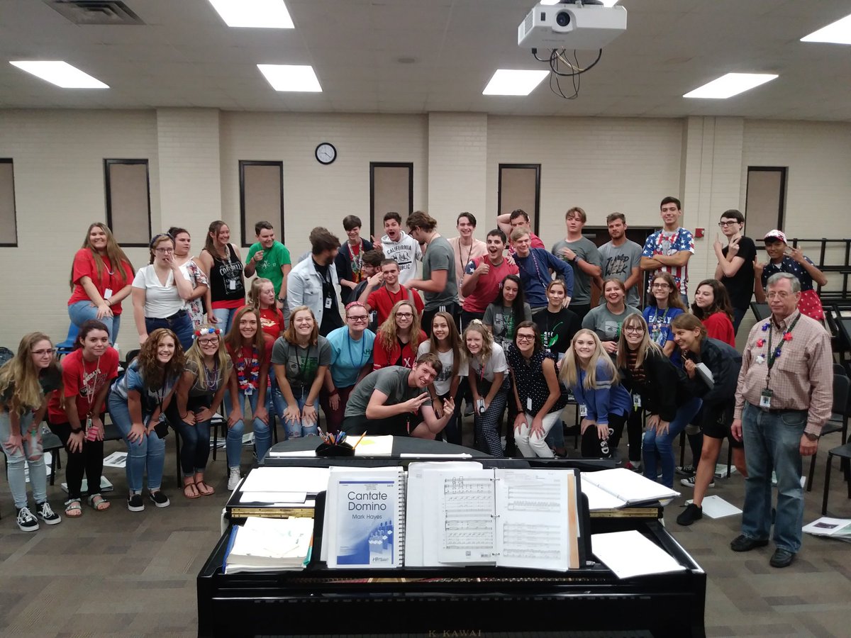 AzleHSChoir's tweet photo. Good job today AHS Choirs! Amazing work put in even on a shortened schedule! #proudMac https://t.co/htomYWKqxt