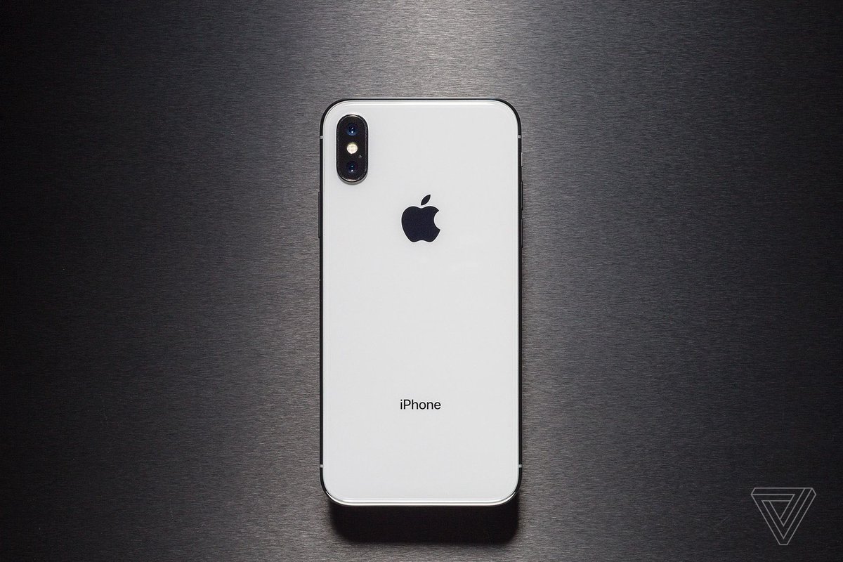 Geehbae1's tweet photo. Attention everyone I need your help plz👏

I need 500 rts🔄 and 500 likes❤ to get my dream phone am talking about Iphone X..I made a deal with @giveawaykeyy to complete this task within a week

PLEASE react when you see this tweet🔄❤ https://t.co/ZMyeXMLBxl