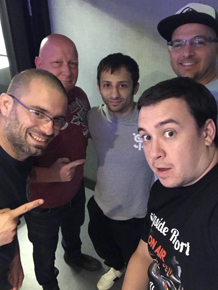 davesimonmma's tweet photo. . @RingsideReport Radio NOW LIVE on @TSN690 with @YoniSherbatov 

@freddymma @danebruk 
#UFC #MMA https://t.co/N50KwAX7xP