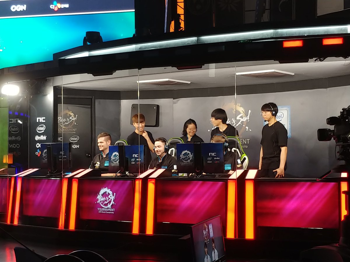 It's <a href="/JulianneHarty/">Julianne</a> here and our EU boys are about to start their Wildcard match against Taiwan! Looking good, boys.