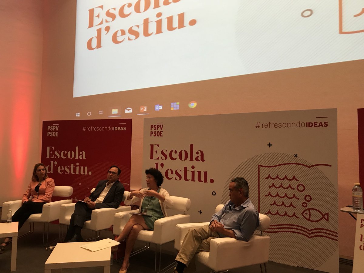 aserna08's tweet photo. @SocialistesVal en #Escolad’Estiu #refrescandoIDEAS hablamos de ciencia, educación e innovación. Preparando el futuro @vicentsolerm @isabelcelaa @AndresPedreno https://t.co/ItGe5paeq4