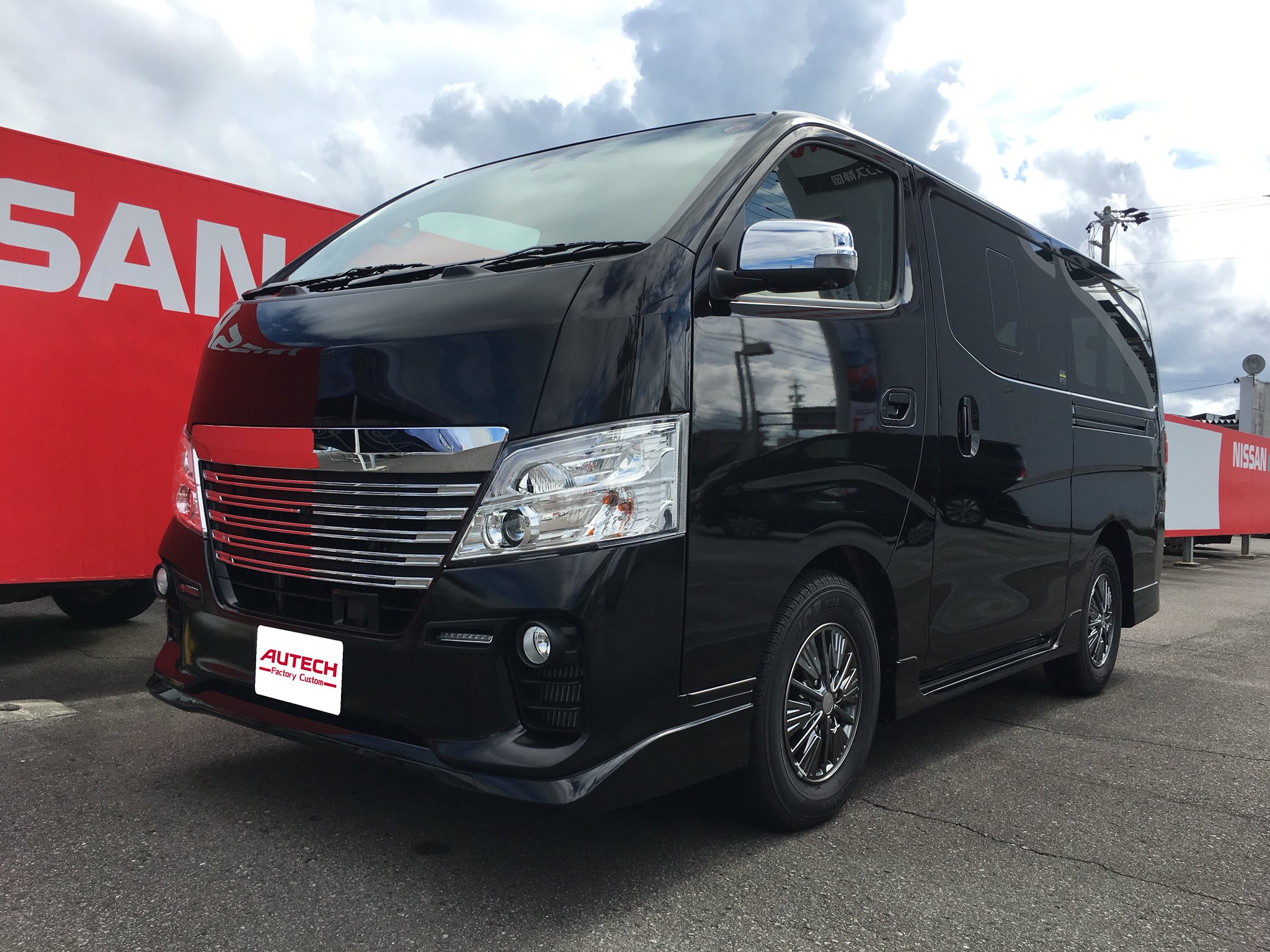 日産NV350キャラバンオーテックライダー純正