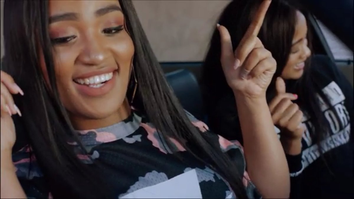 BontleSmith's tweet photo. ke kwa bose kudu kudu
Cassper ft Bontle Smith
gets getsa 2.0 https://t.co/6DfaclWC6y