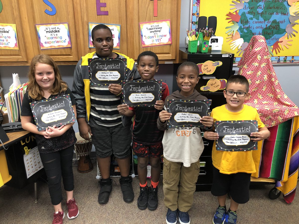 AmyOlesen_ELL's tweet photo. My heart is beaming with love and pride for these special stds of mine who have graduated out of the ESOL program. They have met all proficiency levels in English acquisition & in district and state reading and math assessments. #sepwb #SEPlearns π§π― π·πΈ π±π· π²π½ #bilingual https://t.co/6G1OJFRA6H