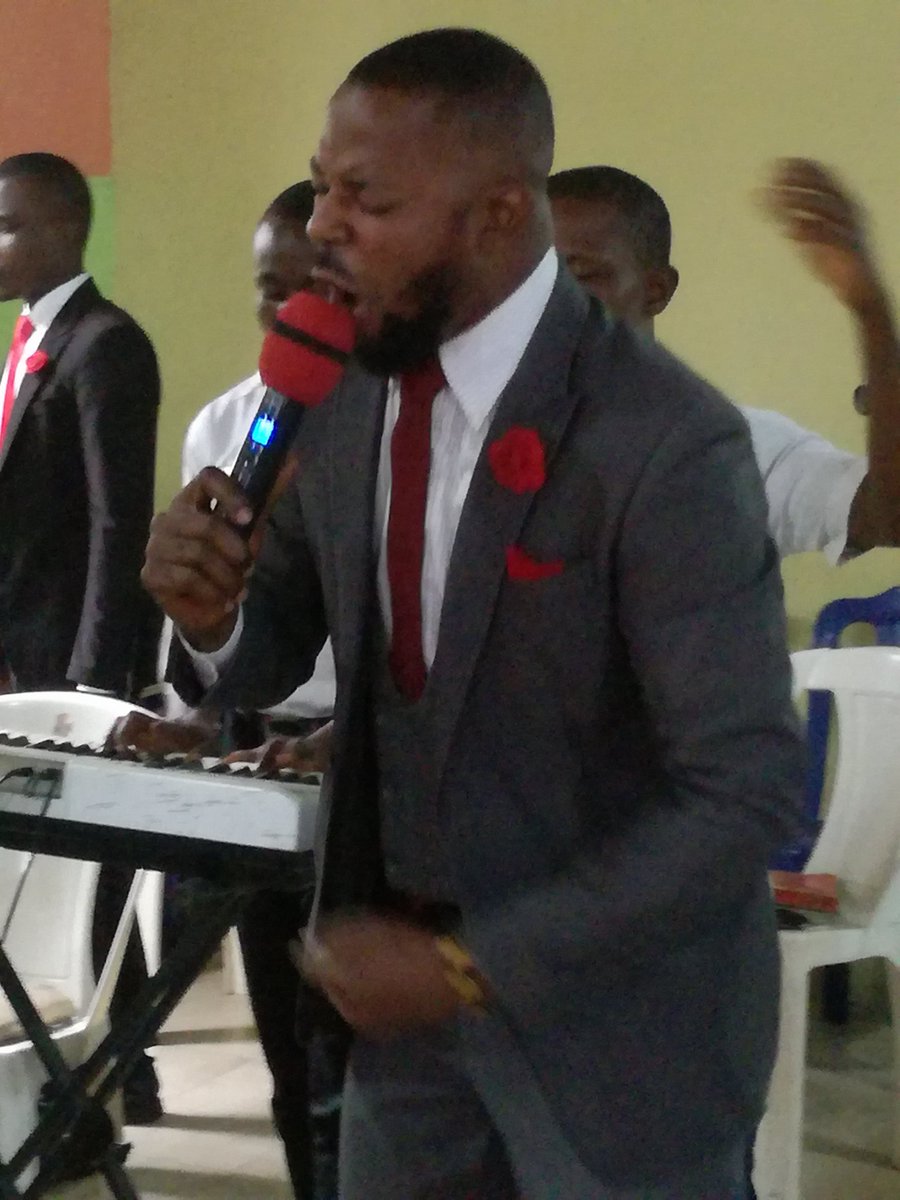 DanielGodwin198's tweet photo. Holy spirit take control https://t.co/T7OmJgD5JS