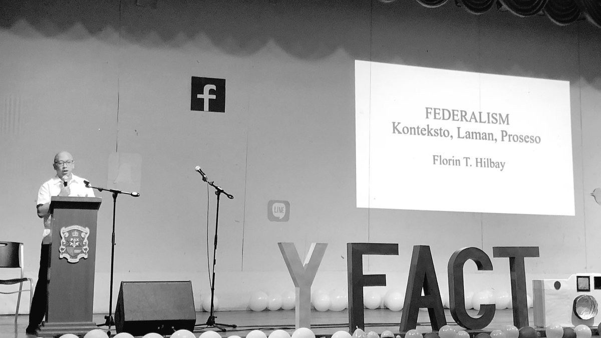 JBLC_Alabang's tweet photo. Atty. Florin T. Hilbay now giving his speech on “Federalism: Politics and Governance”

#FactSessionInSBCA #CreatingLegmacy #SicParvisMagna https://t.co/Oi8hayi5AE