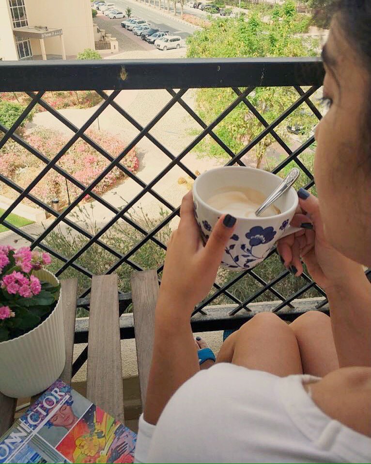 cafferomauae's tweet image. How's your weekend everyone? Don't forget to stay caffeinated 🤗☕️

💐 #blessed #coffee #mydubai #it #italiancoffee #followforfollowback #photooftheday #photography #saturdayvibes #coffeecup #cupart #follow #followersinstagram #uae #officecoffee #theitalianwayuae #nature #woman