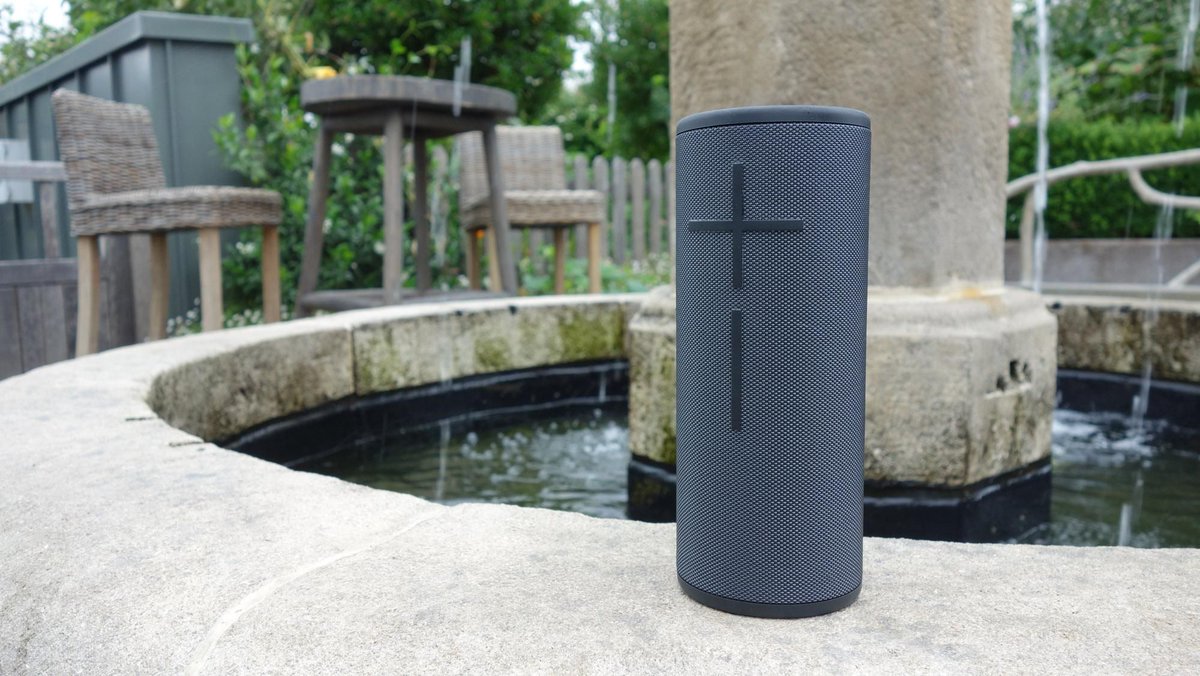 expertreviews's tweet photo. . @UltimateEarsUK Boom 3 review: The Boom 2’s worthy successor #boom3 #ueboom3 https://t.co/cBfyl8dIIh https://t.co/qIbVv8daX2