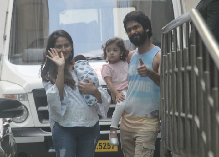 ArjunReddyFC's tweet photo. Congrats @shahidkapoor, Mira Kapoor and big sister Misha Kapoor on having a beautiful #ZainKapoor 
May god protect you and bless you ❤ Lots of Love 
Team #ArjunReddyFC https://t.co/tIkXa4qhHn