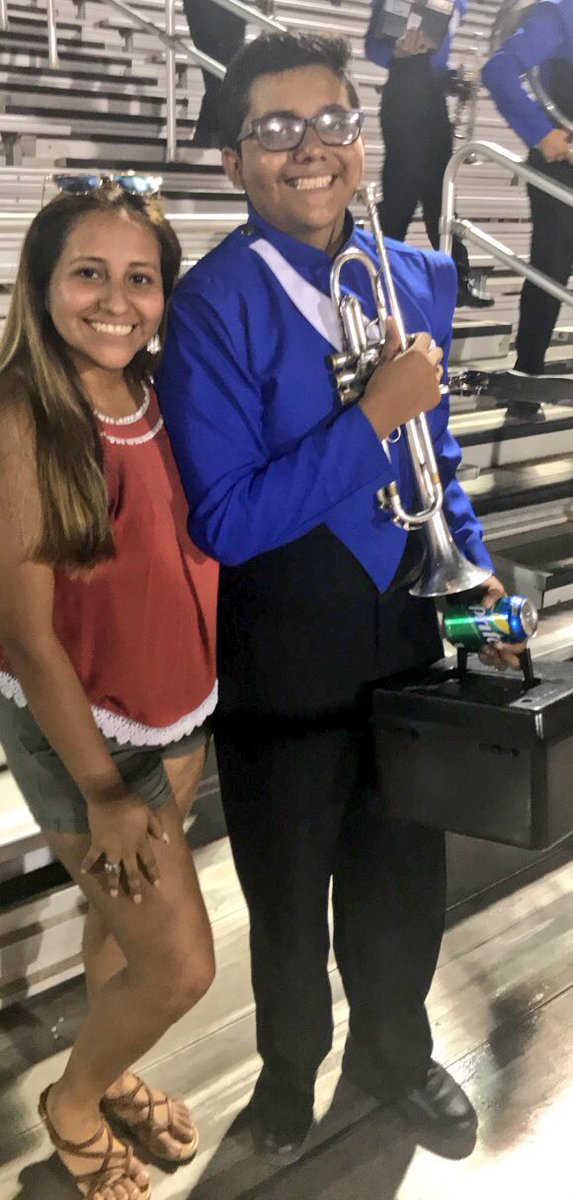 v_ovalle15's tweet photo. I feel so out of place going to PI football games, but i love going to support my lil broski 💙 #TarponBandNumberOne #StateYear https://t.co/rtbnlgKpmv