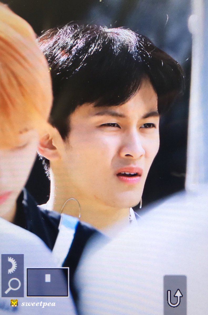 ง่อนง่อน tweet media