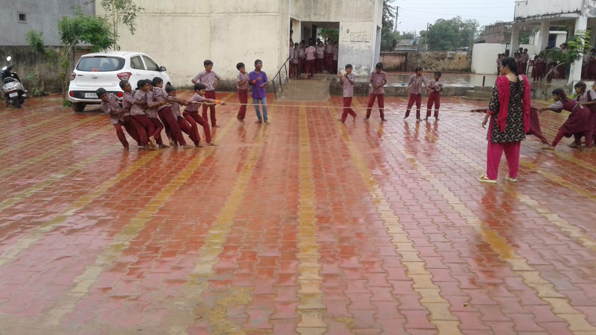 SbkMoti's tweet photo. Baal sabha.... forgotten games https://t.co/U0xJCCK3jO