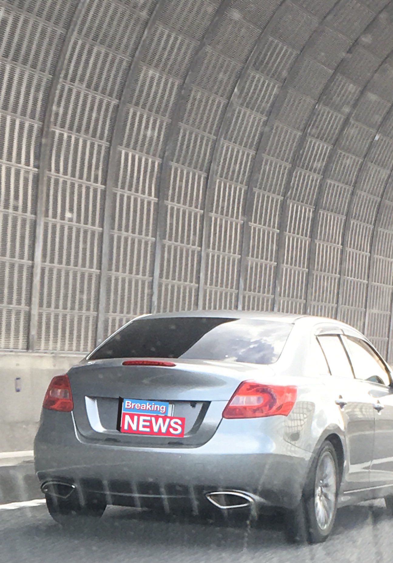 ゆるーくクルマと楽しもう Byハマックス 東京外環道で見かけたこのクルマ たぶん スズキのキザシだと思うんだけど よく見るとスズキのエンブレムも車名のエンブレムもない なんで剥がしちゃったかな でもたぶんこの形はキザシ T Co