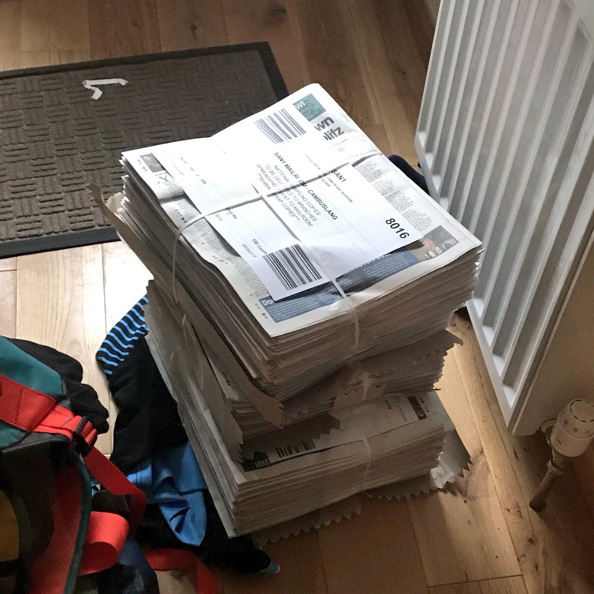 YESMOC's tweet photo. Woke up to this delivery from @ScotNational 

Time to go out and deliver these to doors in Milton of Campsie #ThisIsMySunday https://t.co/EADPzGxEOg