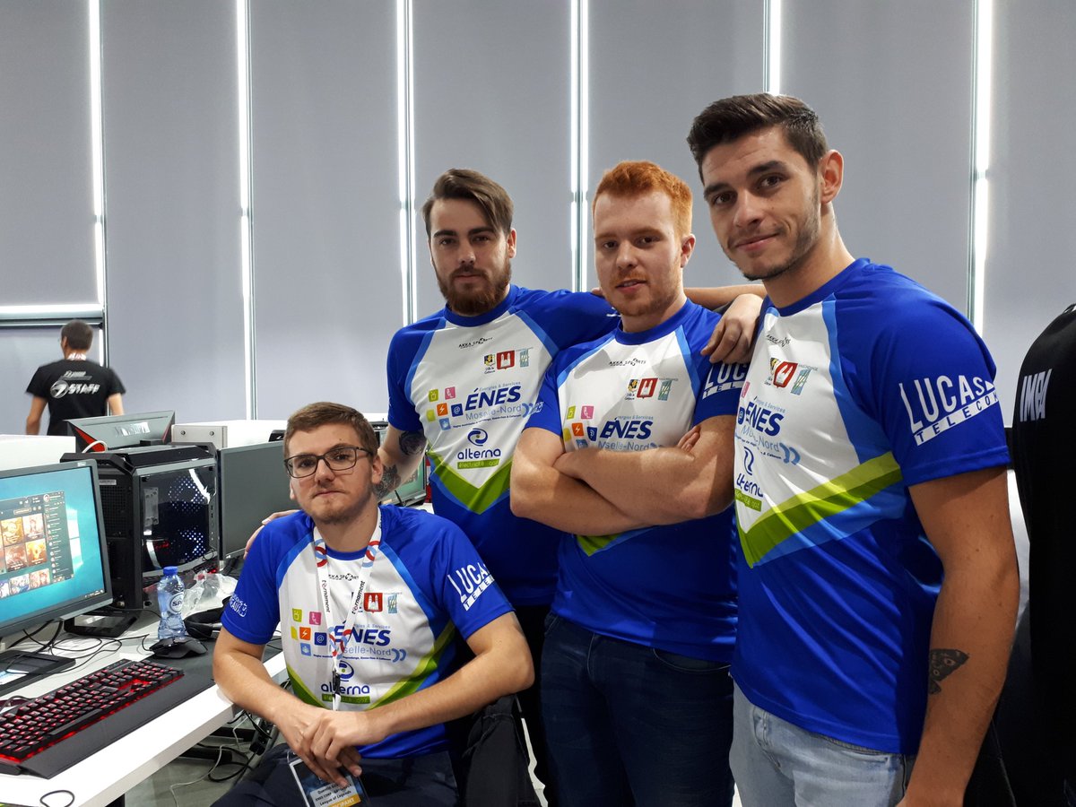 enes_corp's tweet photo. #ENESCorp prêts à l'#ESWCMetz ! 💪
@eswc_fr #LeagueOfLegends #LoLOpenTour https://t.co/eWhlI0qeK1