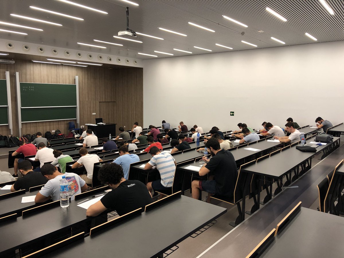 umh1810's tweet photo. Examen de septiembre de la asignatura. 
Que la mecánica de fluidos reparta suerte a tod@s! https://t.co/cE5Q1FA7zp