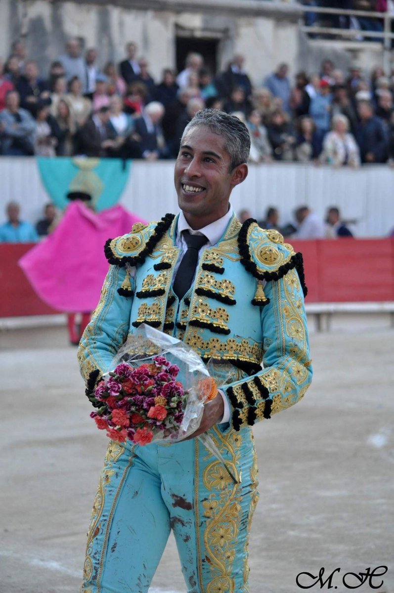 Mehdi Savalli a décidé de laisser l'or pour l'argent à partir de 2019
Read more at mundillo-taurino.com/pages/temporad…