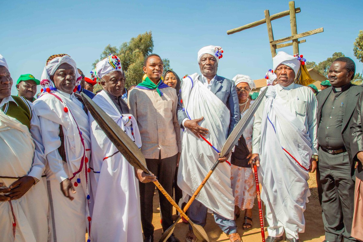 barakawamb's tweet photo. Mkuu Wa Mkoa Wa  Iringa Mhe. @AllyHapi Akiwasili Viwanja Vya Chuo Cha COTC Kwenye Uzinduzi Wa Kampenzi Ya *ZIARA YA IRINGA MPYA* *Tarafa Kwa Tarafa* Mda huu
@Ally_linje 
@allanmzalendo 
@CloudsMediaLive 
@jokateM 
@bikiri https://t.co/xreRFiNUS2