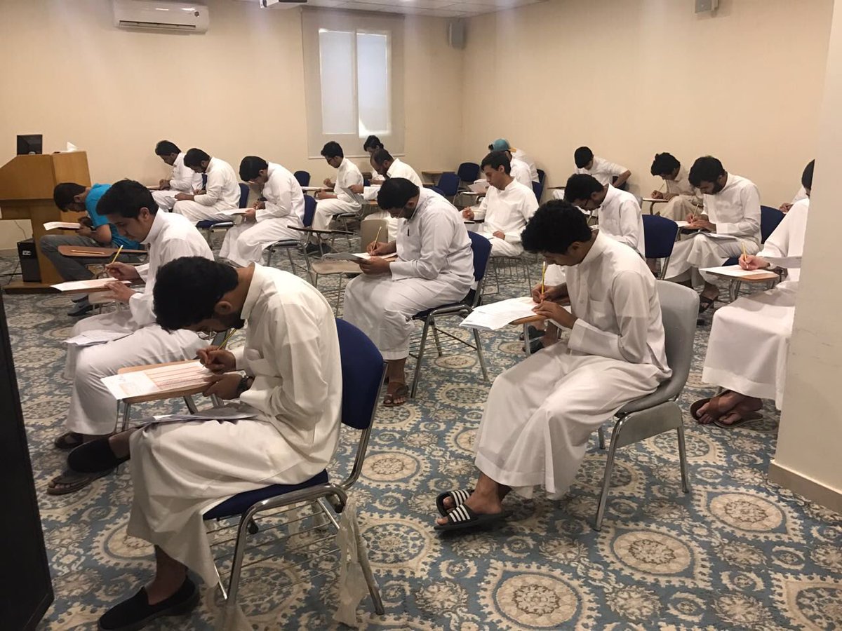 comuservice's tweet photo. أقامت جامعة القصيم ممثلة بعمادتي خدمة المجتمع و الخدمات التعليمية هذا اليوم الاختبار الثاني لإتقان اللغة الانجليزية (QUEPT) حضر الاختبار ما يزيد عن ١٠٥ مستفيداً ومستفيدة.
#جامعة_القصيم https://t.co/aWsO1IHQm7